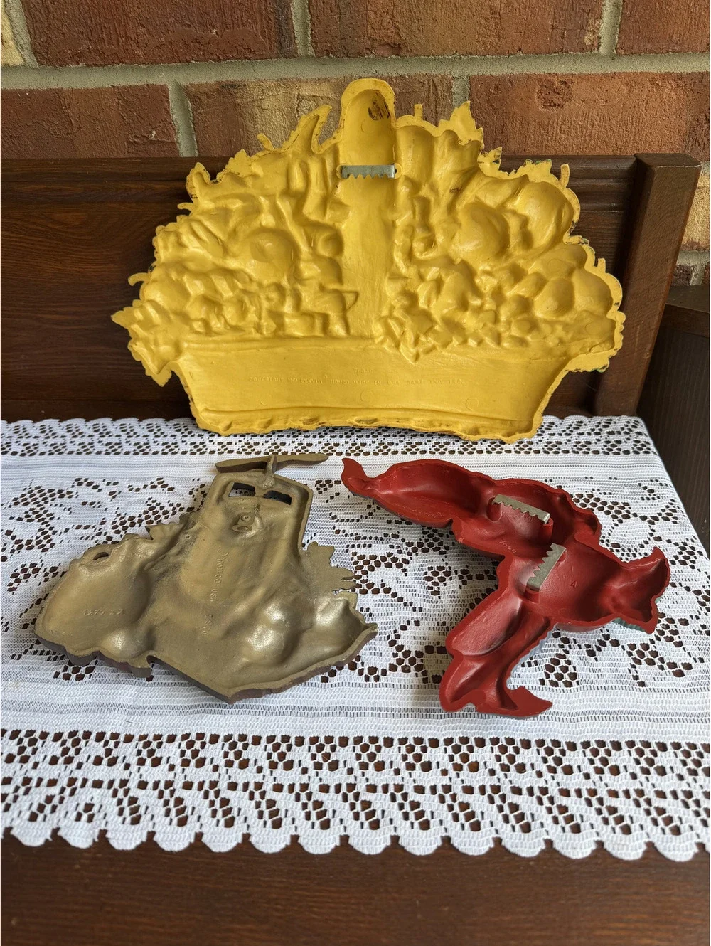 Vintage Fruit (apple) Wall Hanging Plaques